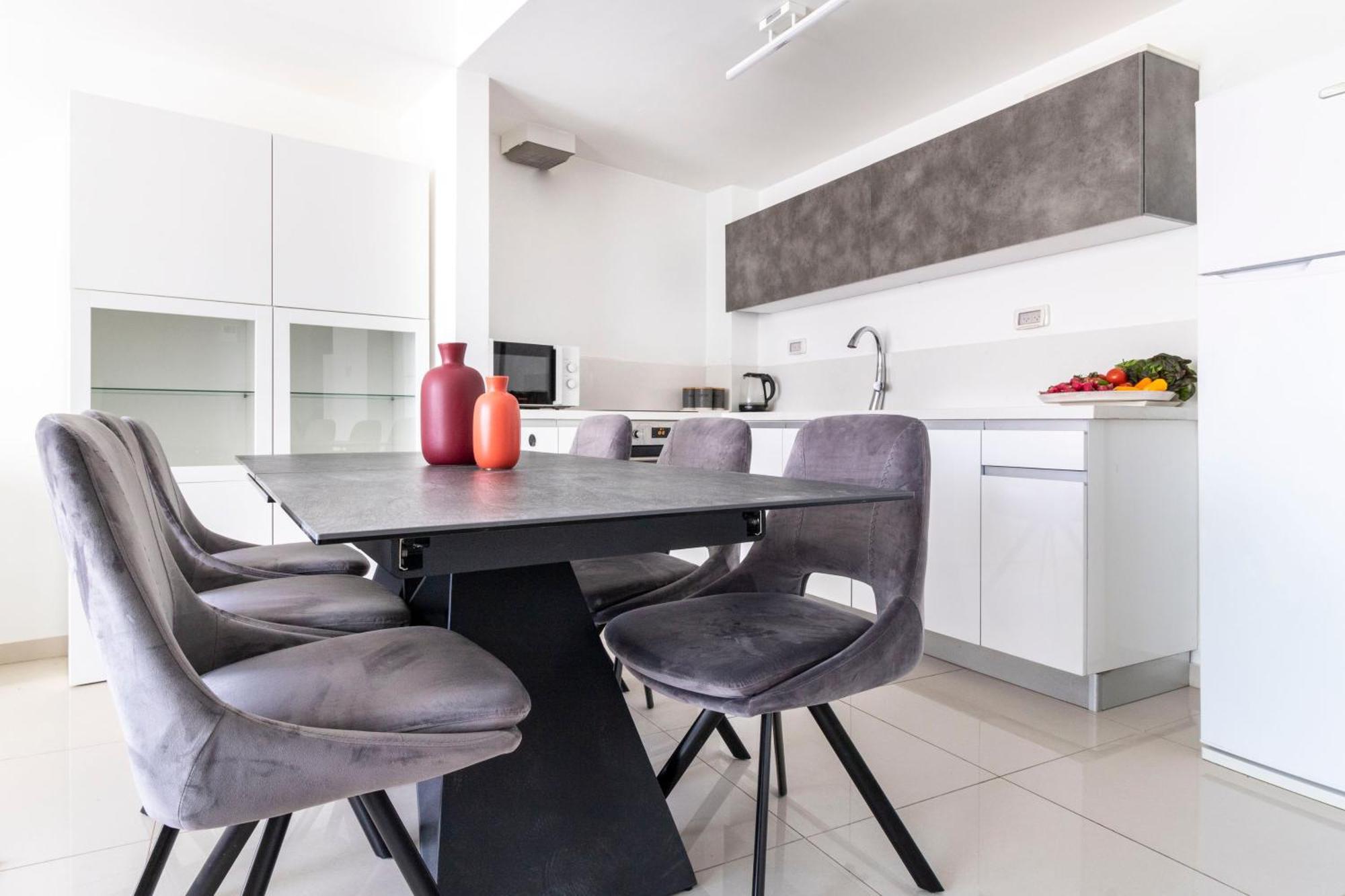 Stylish 1 Bedrooms Parking At City Gate Jerusalem Eksteriør billede