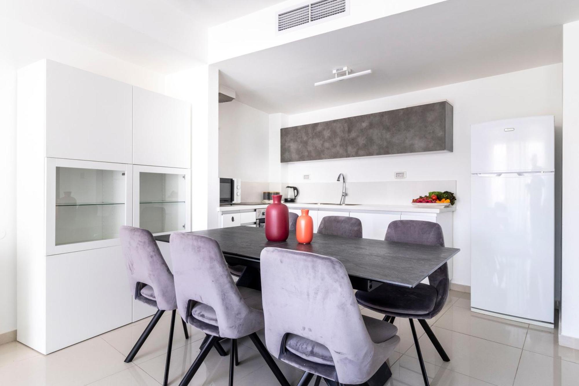 Stylish 1 Bedrooms Parking At City Gate Jerusalem Eksteriør billede